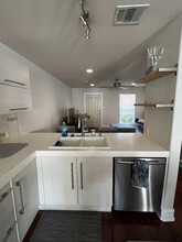 1101 Grove Blvd, Unit 502 in Austin, TX - Building Photo - Building Photo