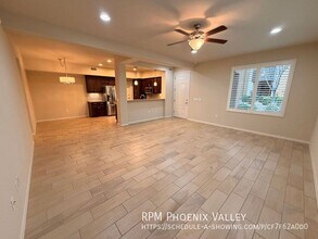 17850 N 68th St in Phoenix, AZ - Building Photo - Building Photo