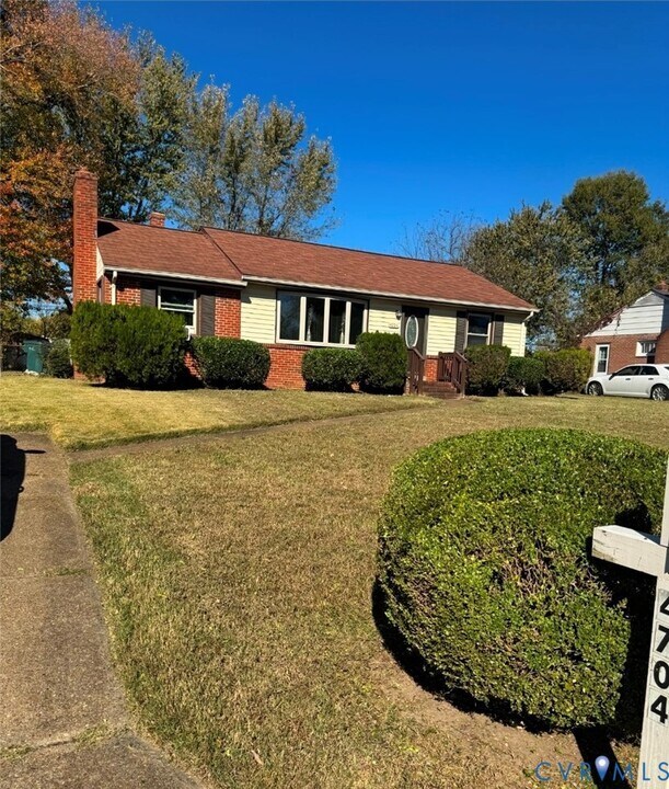 4704 Greenleigh Rd in Richmond, VA - Building Photo