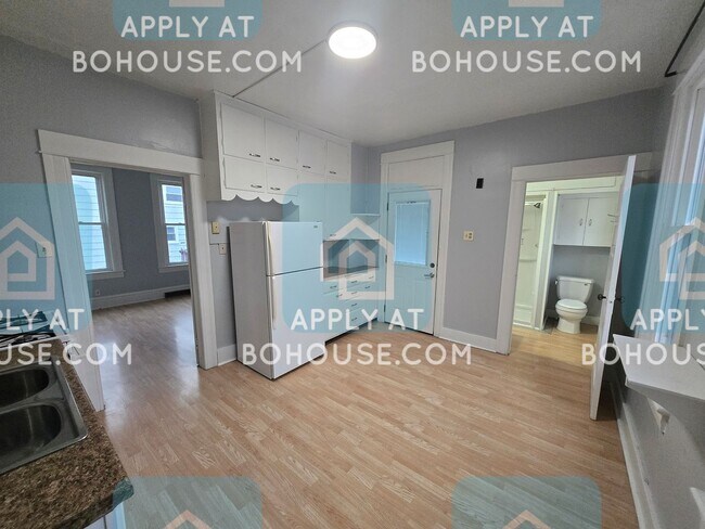 3010 McArthur Dr in Fort Wayne, IN - Building Photo - Building Photo