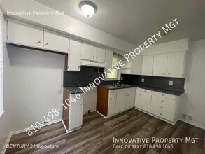 1418 Blueberry Ln in Flint, MI - Building Photo - Building Photo