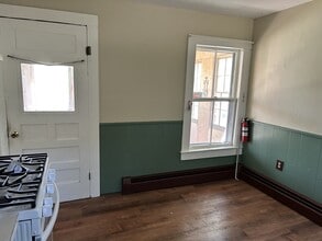 9 Foster St in Pepperell, MA - Building Photo - Building Photo