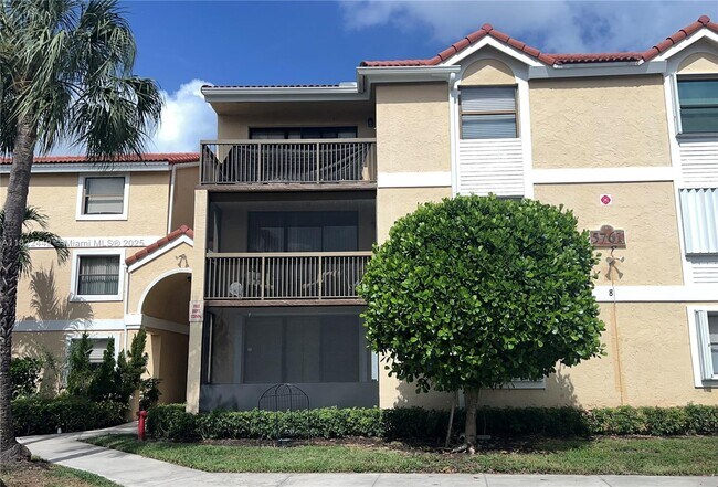 property at 5761 Riverside Dr