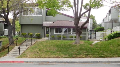 1333 N Camino Alto, Unit 256 in Vallejo, CA - Building Photo - Building Photo