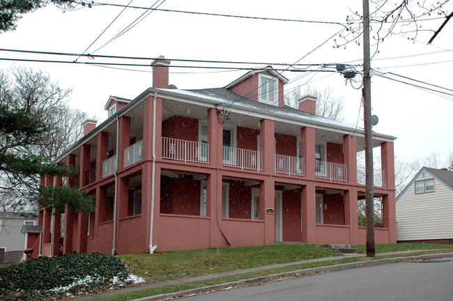 149 San Antonio Ave in Nutley, NJ - Building Photo - Building Photo