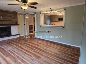 1822 Woodlawn Ave NW in Canton, OH - Building Photo - Building Photo