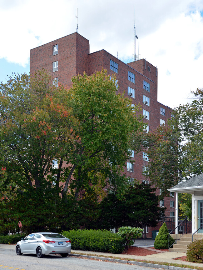 George Washington Carver Elderly Apartments in New London, CT - Foto de edificio - Building Photo