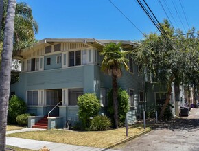 32 Orange Ave in Long Beach, CA - Foto de edificio - Building Photo