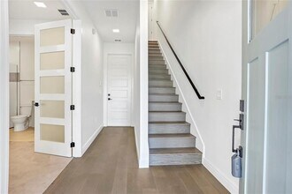 212 E Pineloch Ave in Orlando, FL - Building Photo - Building Photo