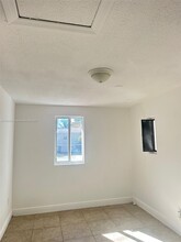 720 SW 7th Ave, Unit 2 in Miami, FL - Building Photo - Building Photo