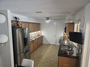 8163 Winter St in Brooksville, FL - Building Photo - Building Photo