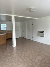 2725 Rutland St in Houston, TX - Building Photo - Building Photo