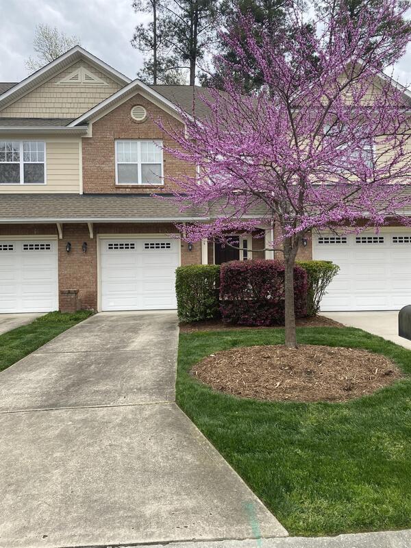 4 Abernathy Dr in Chapel Hill, NC - Building Photo - Building Photo