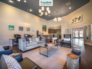 7200 Almeda Rd-Unit -719.1312091 in Houston, TX - Building Photo - Building Photo