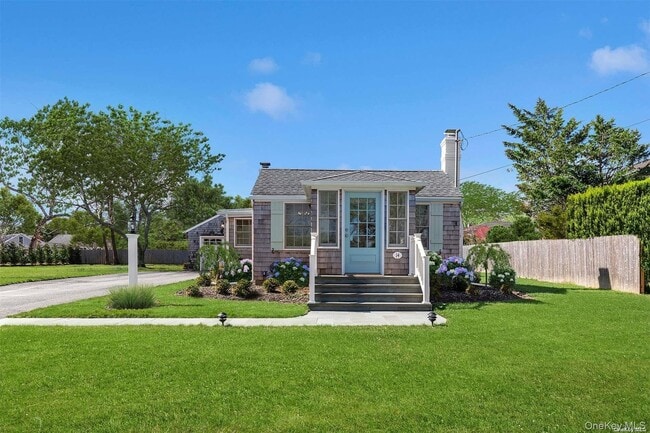 property at 14 Carter Ln