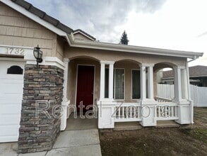 1732 Presidio Ct in Merced, CA - Building Photo - Building Photo