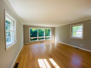 6629 Kirby Ct in Falls Church, VA - Building Photo - Building Photo