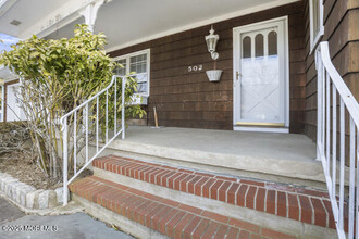 502 Monmouth Rd in West Long Branch, NJ - Building Photo - Building Photo
