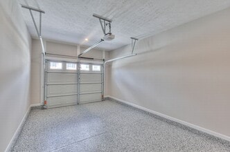 32 Hardwood Rd in Tullahoma, TN - Building Photo - Building Photo