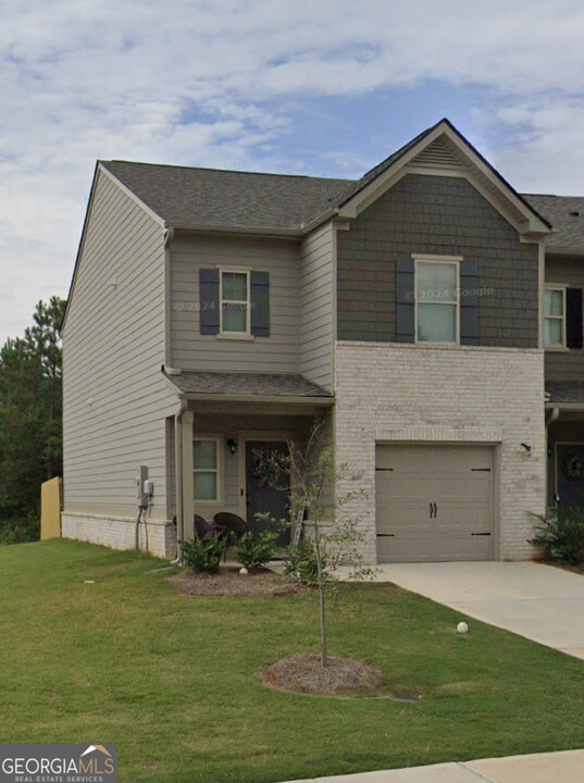 250 Skipjack Ct in Covington, GA - Building Photo