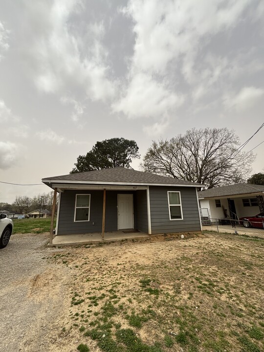 417 Hall Alley in Covington, TN - Building Photo