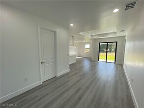 818 Chemstrand St E in Lehigh Acres, FL - Building Photo - Building Photo