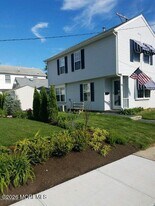 520 3rd W Ave in Avon By The Sea, NJ - Building Photo