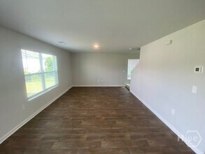 411 Sea Breeze Dr in Rincon, GA - Building Photo - Building Photo