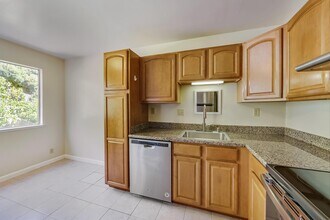 572 29th St in San Francisco, CA - Building Photo - Building Photo