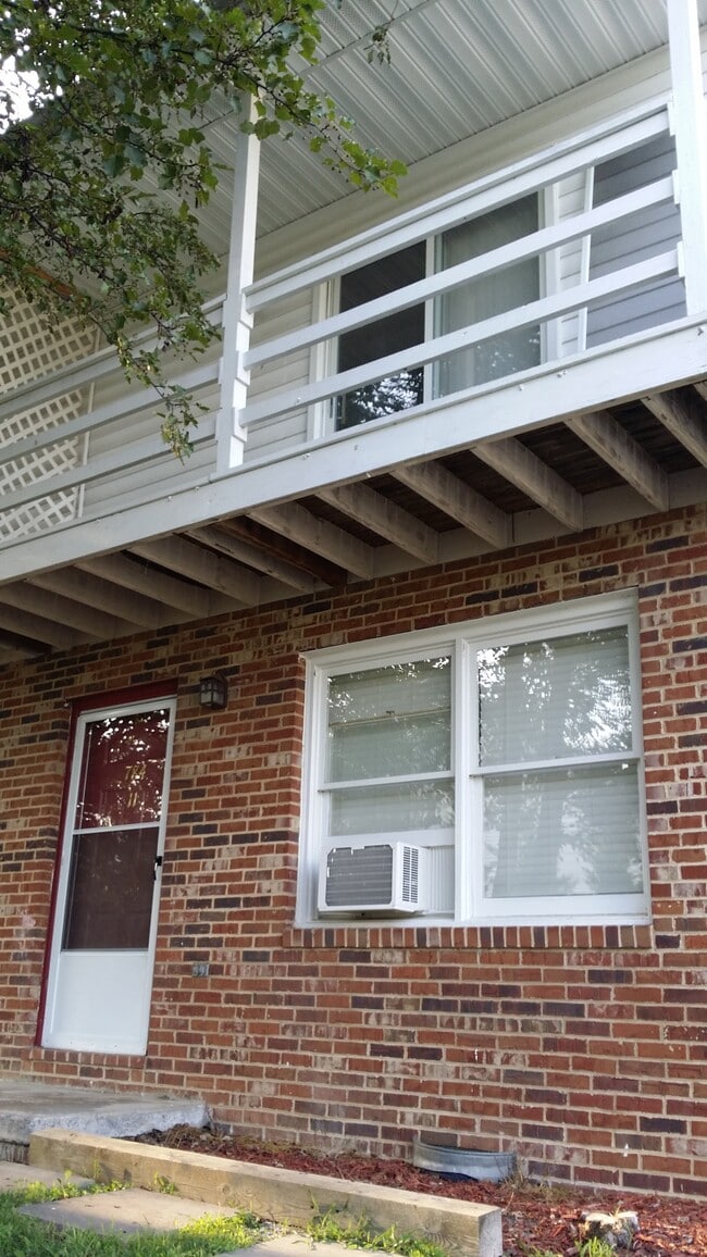 property at 895 Newtown Ct