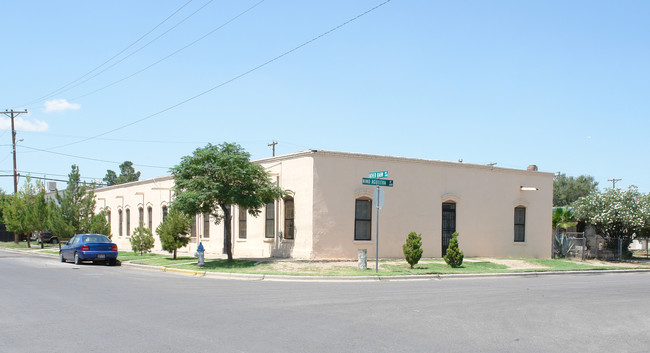 1312 Father Rahm Dr in El Paso, TX - Building Photo - Building Photo