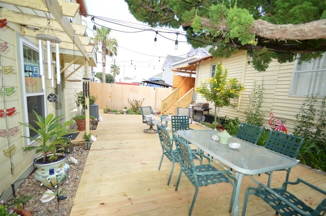 property at 1725 Avenue O