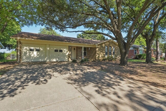 property at 205 Teeter Dr