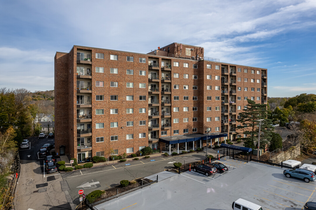 Hall Place in Quincy, MA - Building Photo