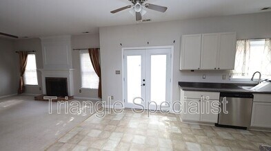 210 Newberry Ln in Durham, NC - Building Photo - Building Photo
