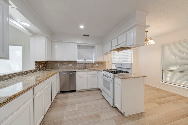 property at 42 N Timber Top Dr