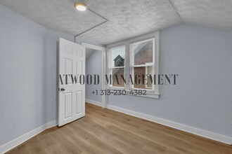 This beautifully updated 4-bedroom, 1-bath single-family home is ready for move-in! in Detroit, MI - Building Photo - Building Photo