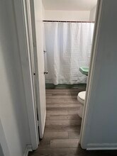 1212 Brockenbraugh Ct, Unit Apt D in Metairie, LA - Foto de edificio - Building Photo