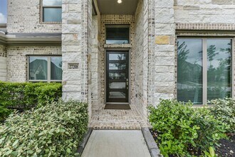 27208 Starry Oaks Dr in Magnolia, TX - Foto de edificio - Building Photo