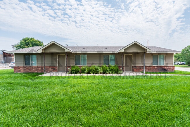 4212 Newell St in Wichita, KS - Building Photo - Building Photo
