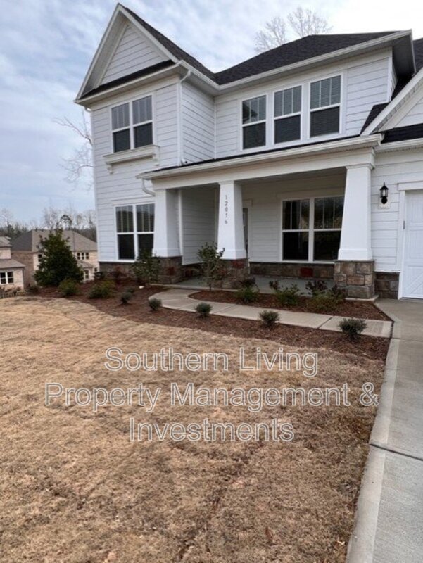 12016 Killowen Dr in Matthews, NC - Building Photo - Building Photo