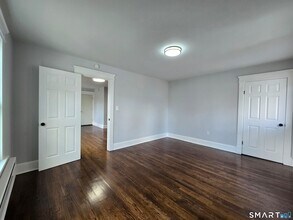 38 Beverly Ave in Waterbury, CT - Building Photo - Building Photo