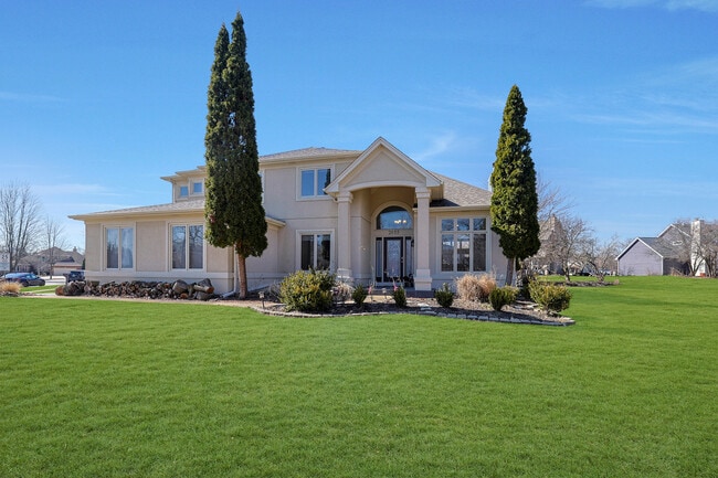 2655 Molitor Rd