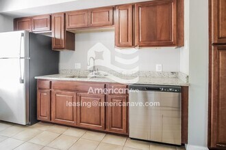 6521 E 5th Pl in Tulsa, OK - Foto de edificio - Building Photo