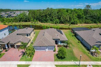 3037 Crystal Water Run in Oviedo, FL - Building Photo - Building Photo