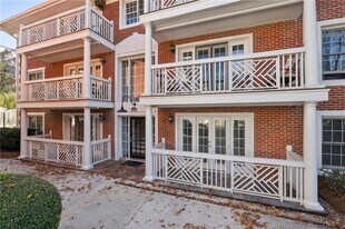 885 Briarcliff Rd NE in Atlanta, GA - Building Photo