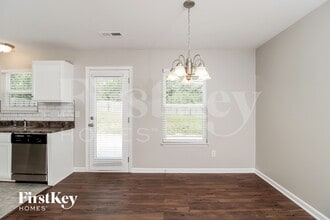 1104 Waterlyn Dr in Greensboro, NC - Building Photo - Building Photo