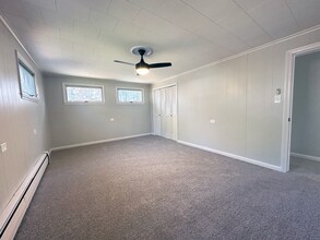 157 Hallowell Rd in Augusta, ME - Building Photo - Building Photo