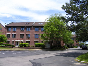 River's Edge Condominiums in Newburyport, MA - Building Photo - Building Photo