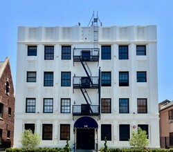 636 S Burnside in Los Angeles, CA - Building Photo - Building Photo